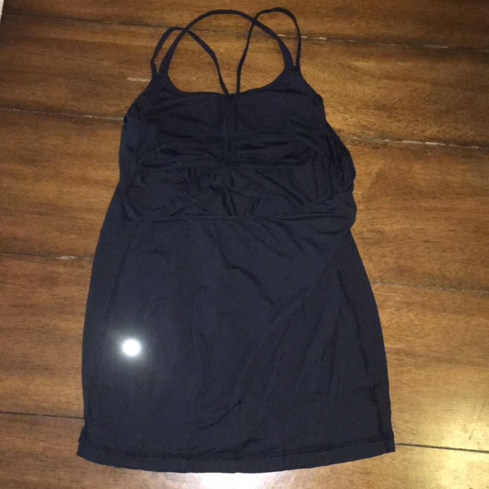 Lululemon flow and go tank